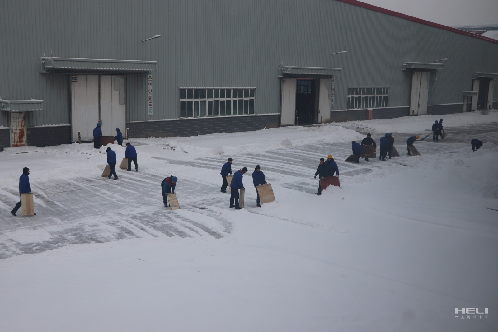 4-3 担任作为，，，，，，迅速投身战寒斗雪.jpg